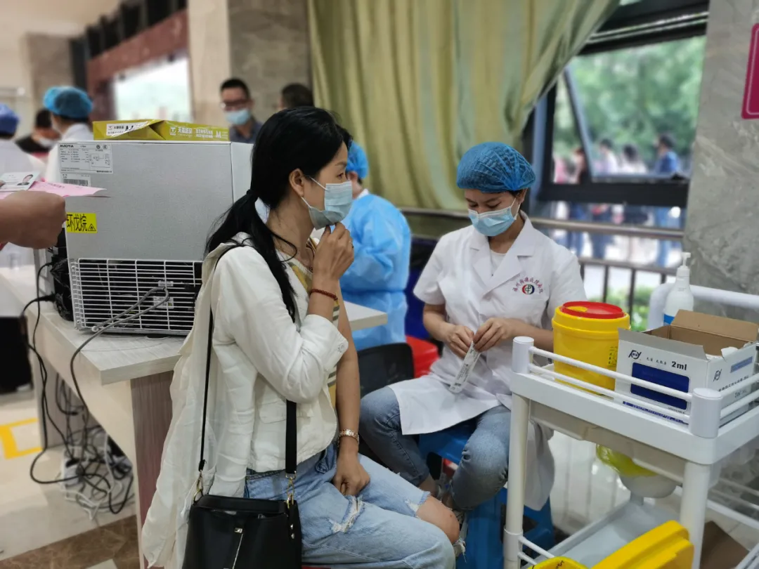 已完成1200名新冠疫苗接种!福州南站又新增一门诊,欢迎预约