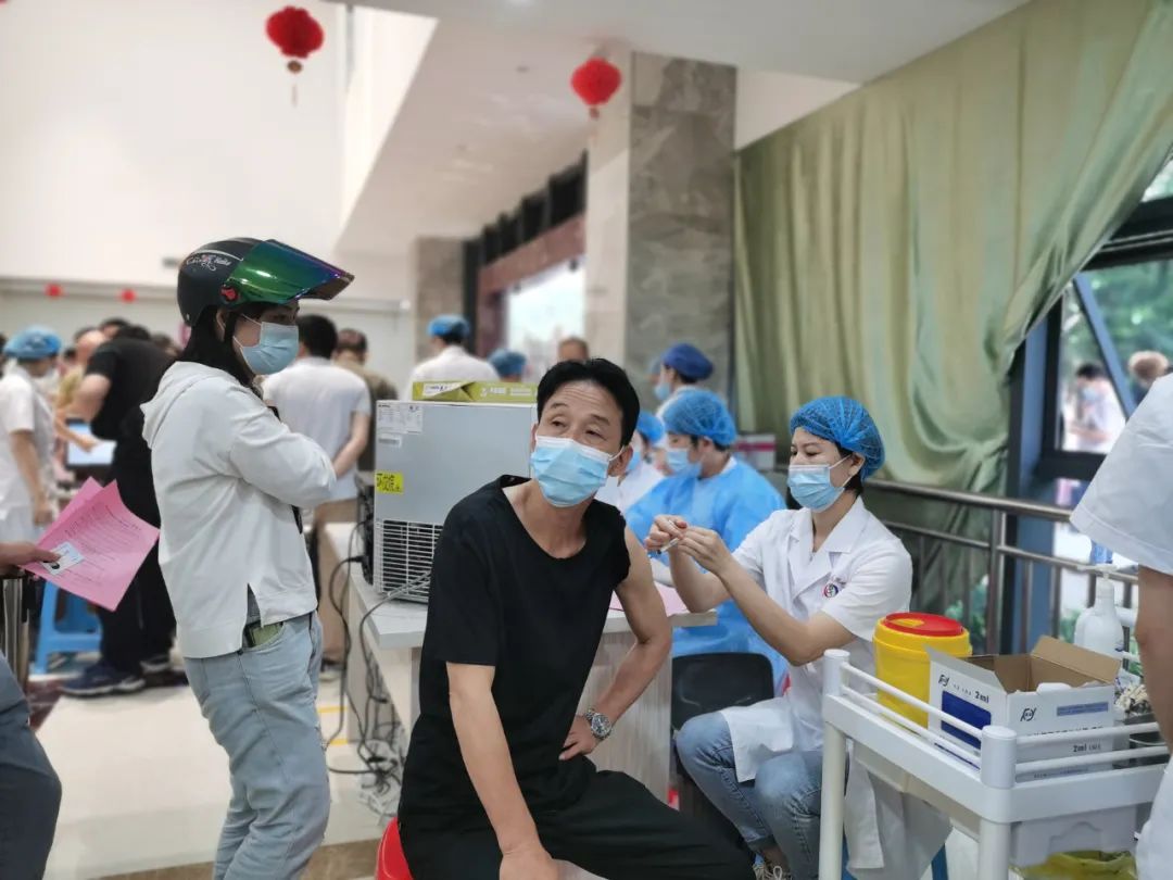 已完成1200名新冠疫苗接种!福州南站又新增一门诊,欢迎预约