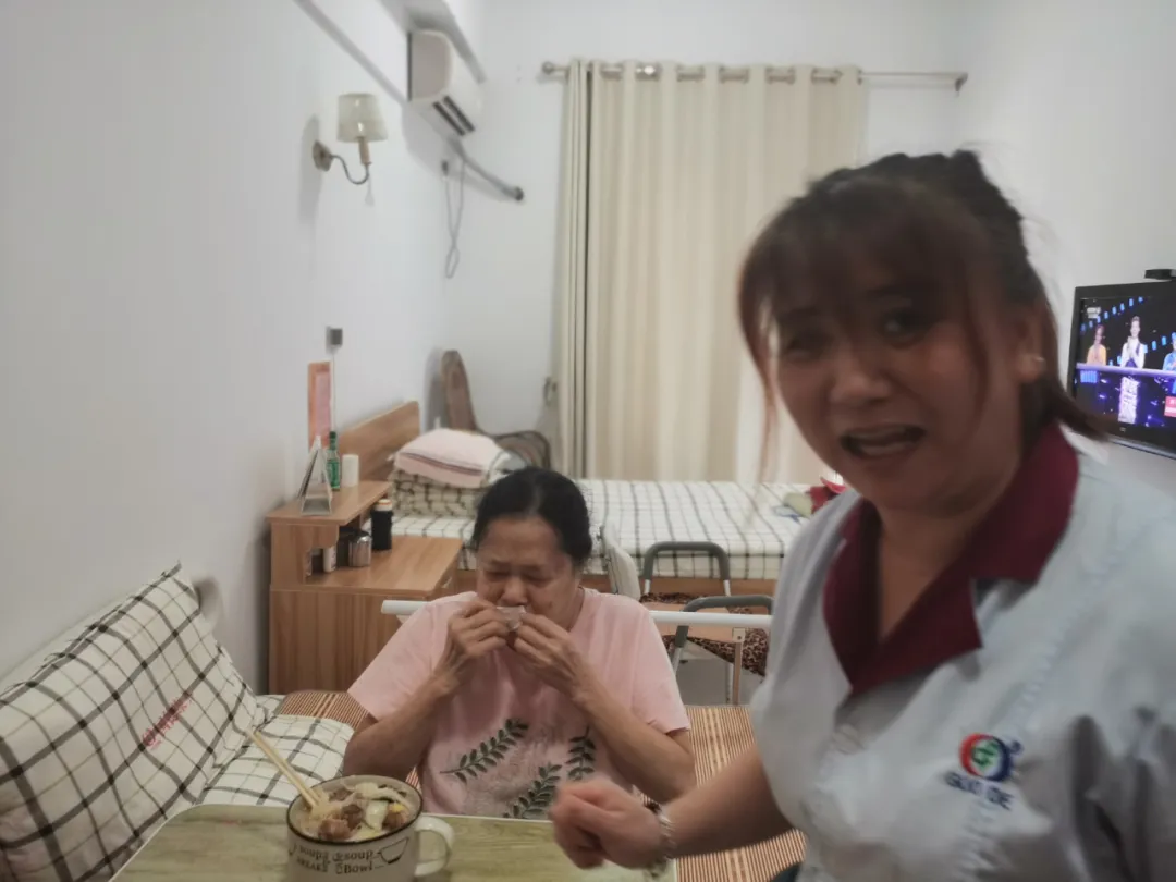点赞!了不起的夕阳守护者