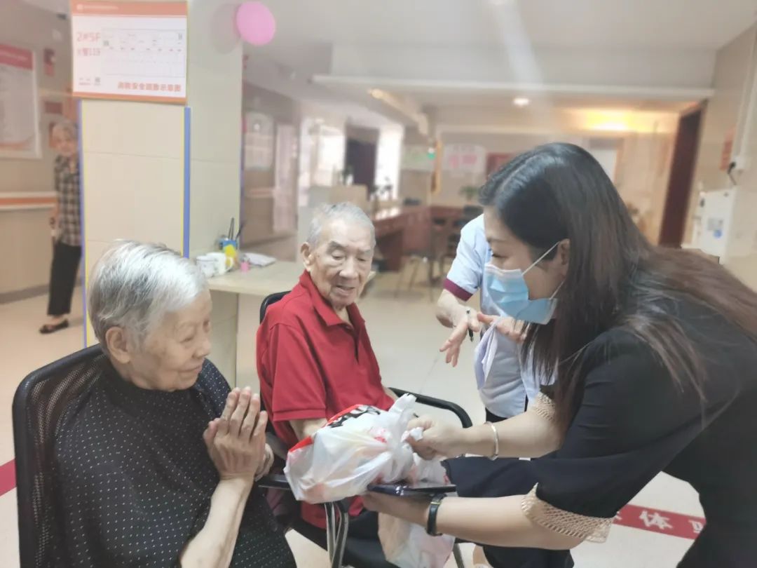 在国德养老,享受别样中秋团圆