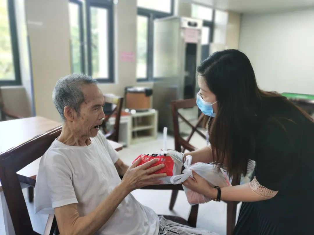 在国德养老,享受别样中秋团圆