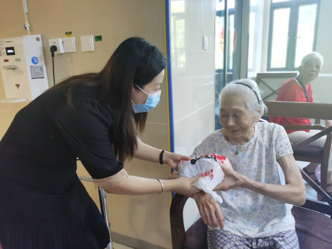 在国德养老,享受别样中秋团圆