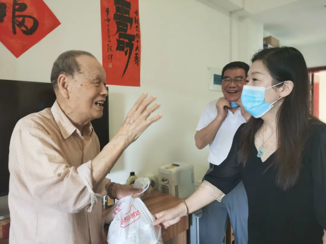 在国德养老,享受别样中秋团圆