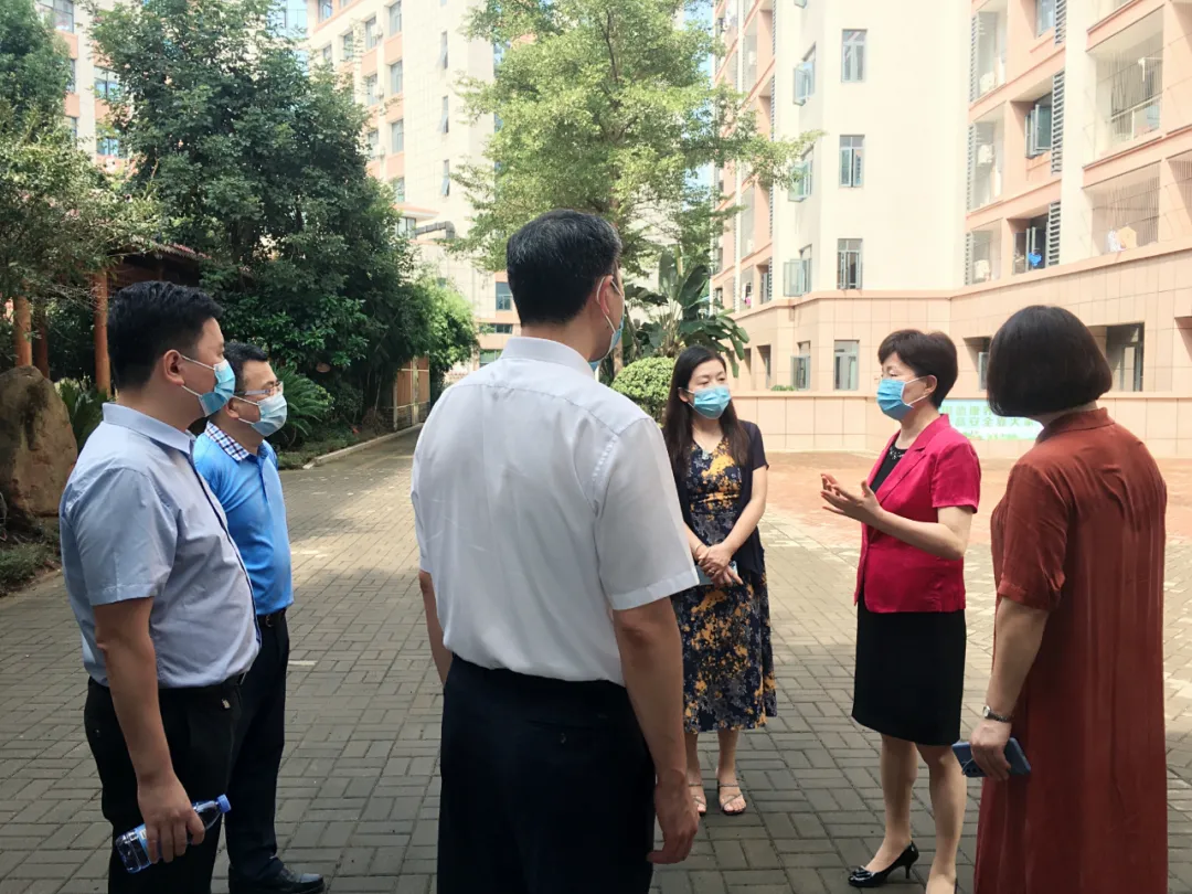 民政厅领导莅临福州市国德老年康养中心考察疫情防控工作